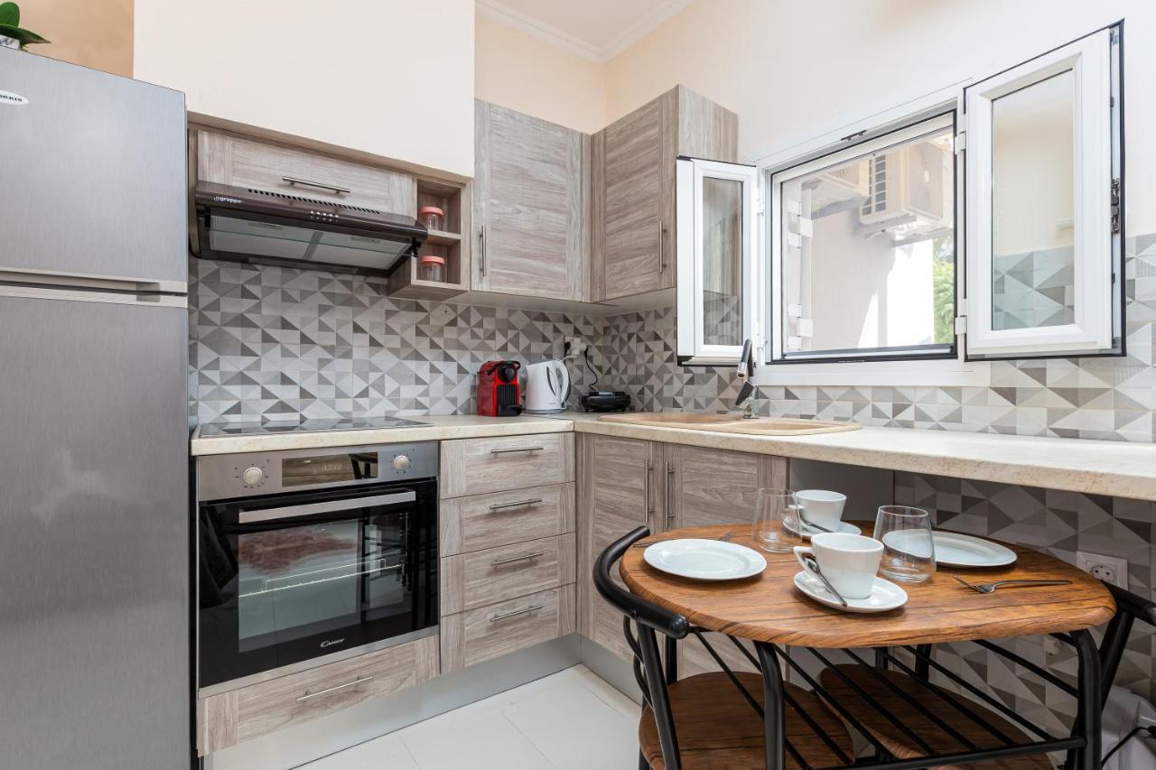 Fouki Apartments Ipsos Beach Kültér fotó