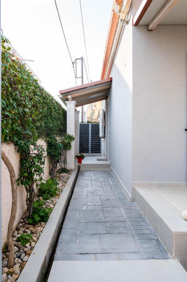 Fouki Apartments Ipsos Beach Kültér fotó