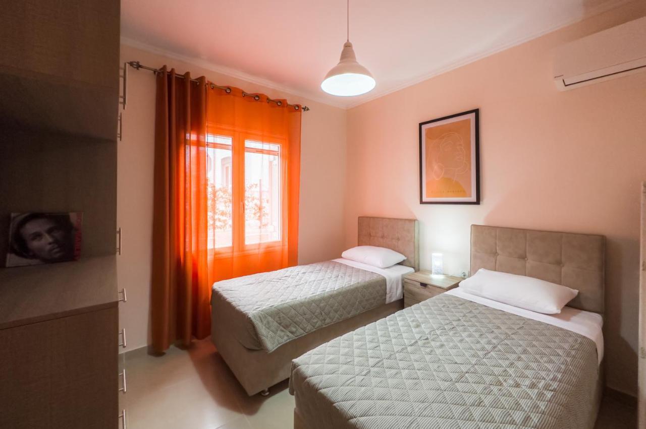 Fouki Apartments Ipsos Beach Kültér fotó